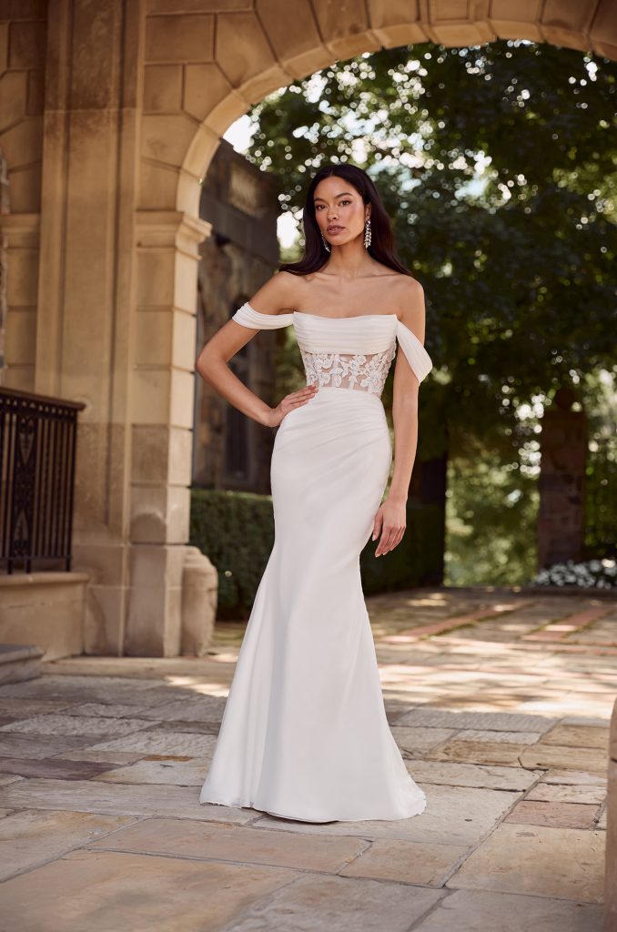 Robe de mariée Paloma Blanca chez Lilie par Dragone